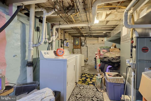 254 E LEMON ST, Lancaster, PA 17602