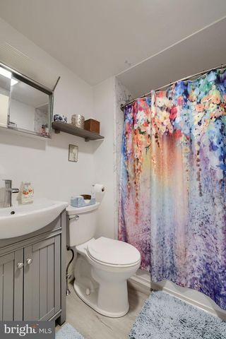 254 E LEMON ST, Lancaster, PA 17602