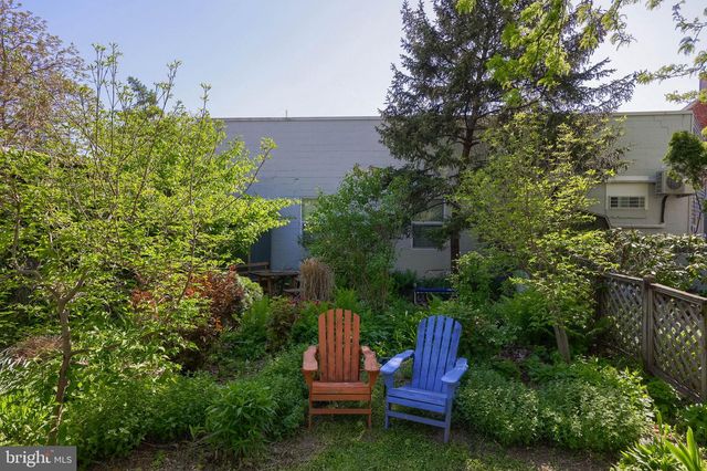 254 E LEMON ST, Lancaster, PA 17602