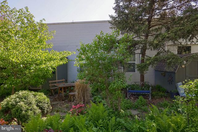 254 E LEMON ST, Lancaster, PA 17602