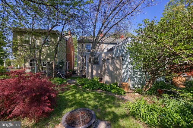 254 E LEMON ST, Lancaster, PA 17602