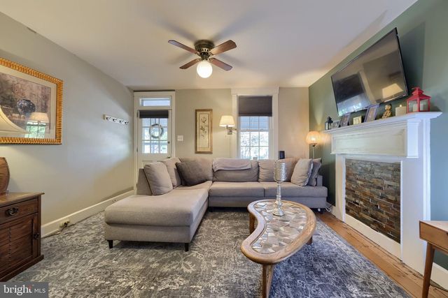 254 E LEMON ST, Lancaster, PA 17602