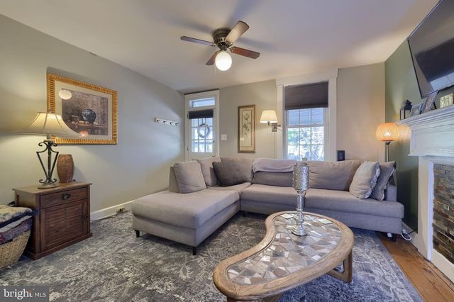 254 E LEMON ST, Lancaster, PA 17602