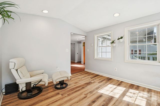 650 Douglas Street Extension, Manchester, NH 03102