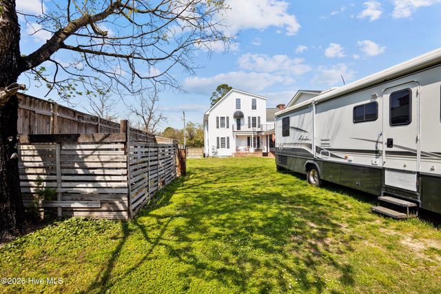 116 E Jones Street, Trenton, NC 28585
