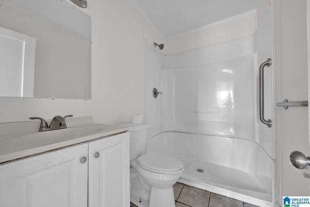 2 WASHINGTON SQUARE, Tuscaloosa, AL 35401