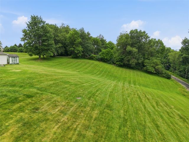 853 McElhaney Rd, Freedom, PA 15042