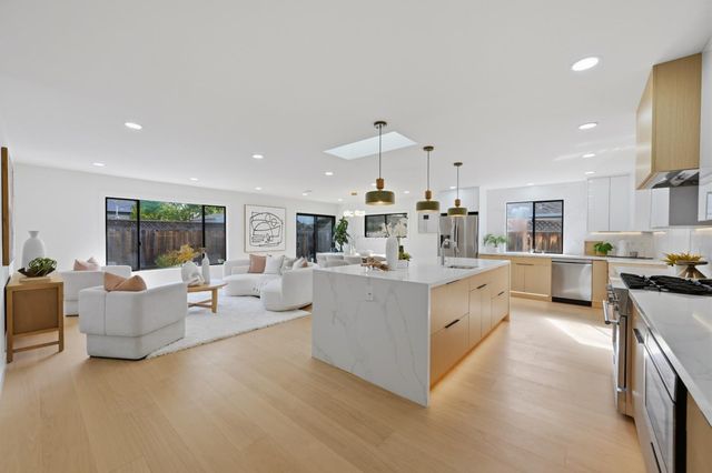 240 Victor Avenue, Campbell, CA 95008