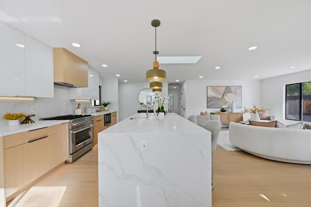 240 Victor Avenue, Campbell, CA 95008