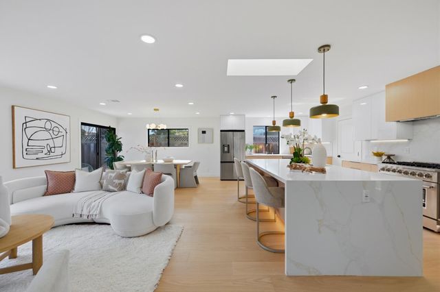 240 Victor Avenue, Campbell, CA 95008