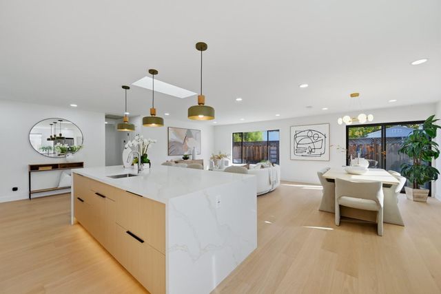 240 Victor Avenue, Campbell, CA 95008