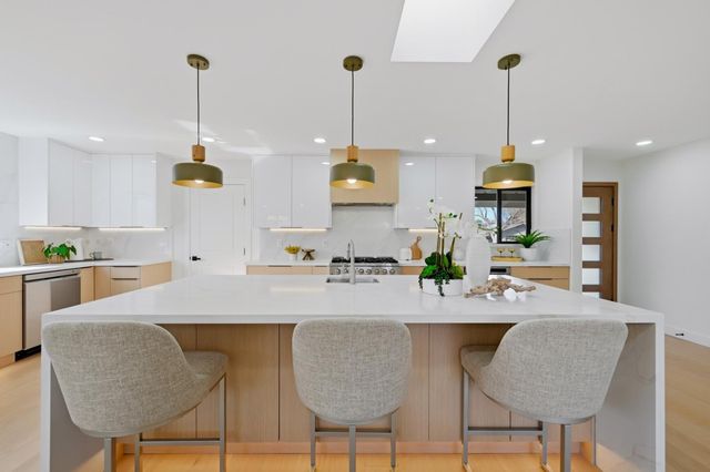 240 Victor Avenue, Campbell, CA 95008