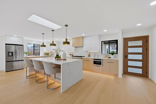 240 Victor Avenue, Campbell, CA 95008