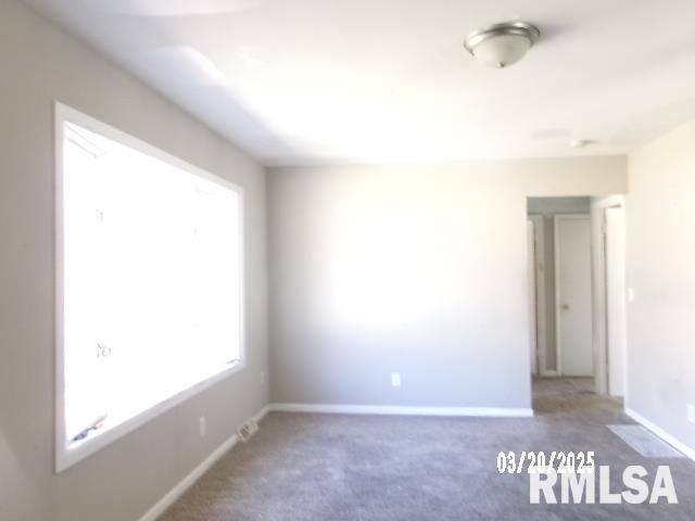 2022 WINDSOR Street, Pekin, IL 61554