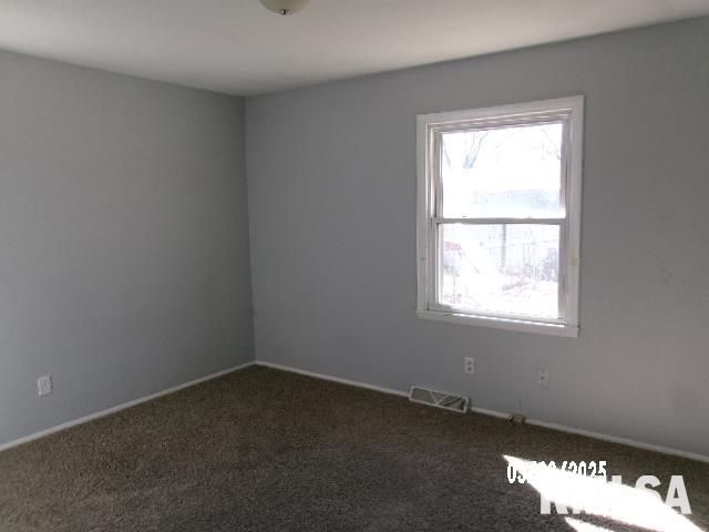 2022 WINDSOR Street, Pekin, IL 61554