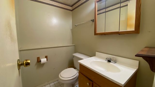 1040 W 104th Street, Chicago, IL 60643