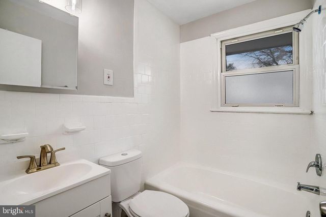 8124 GAVIN ST, Hyattsville, MD 20784