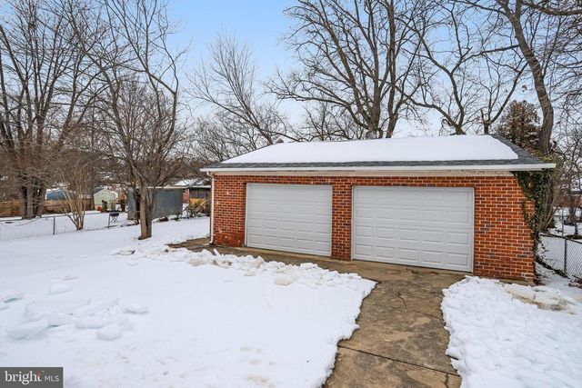 8124 GAVIN ST, Hyattsville, MD 20784