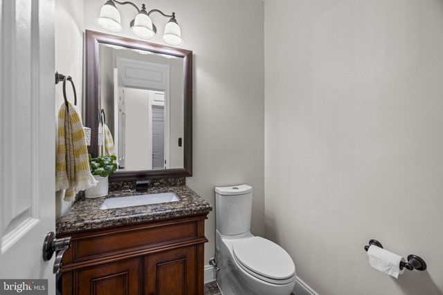 6005 HORTONS MILL CT, Haymarket, VA 20169