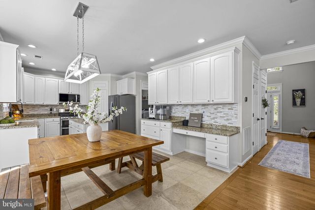 6005 HORTONS MILL CT, Haymarket, VA 20169