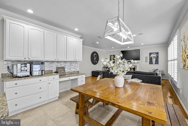 6005 HORTONS MILL CT, Haymarket, VA 20169