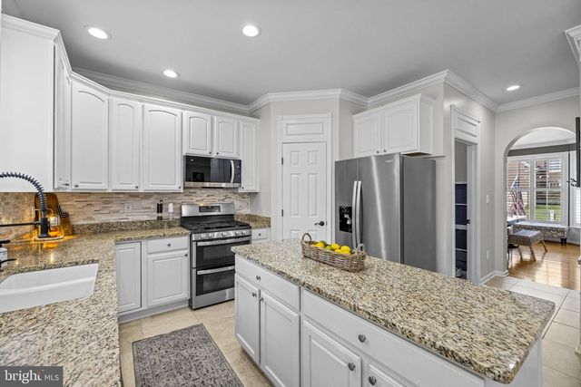 6005 HORTONS MILL CT, Haymarket, VA 20169