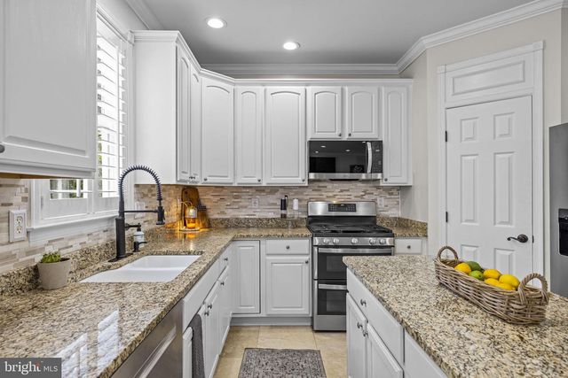 6005 HORTONS MILL CT, Haymarket, VA 20169