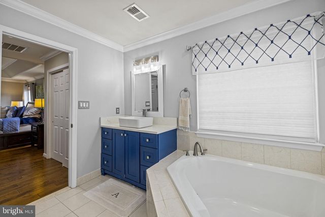 6005 HORTONS MILL CT, Haymarket, VA 20169
