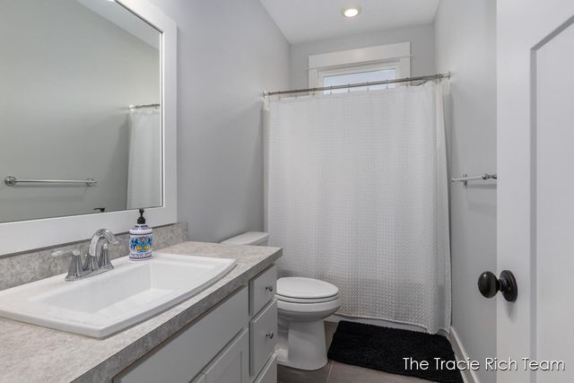 4187 Sheba Court NE, Belmont, MI 49306