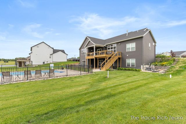4187 Sheba Court NE, Belmont, MI 49306