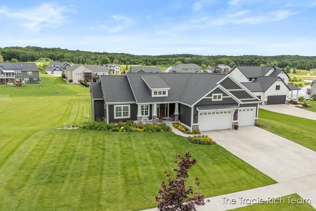 4187 Sheba Court NE, Belmont, MI 49306