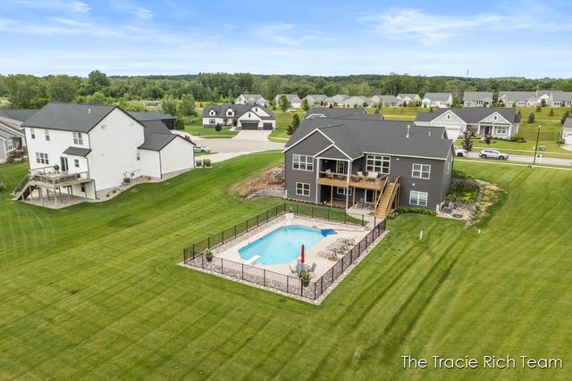 4187 Sheba Court NE, Belmont, MI 49306