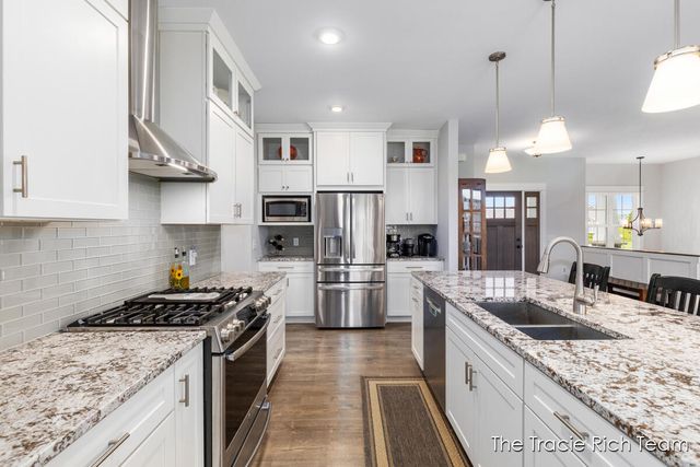4187 Sheba Court NE, Belmont, MI 49306