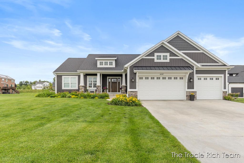 4187 Sheba Court NE, Belmont, MI 49306