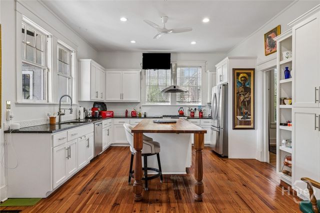 709 E 41st Street, Savannah, GA 31401