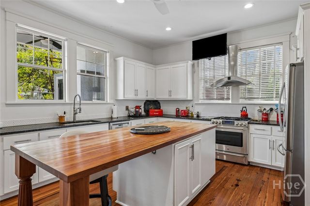 709 E 41st Street, Savannah, GA 31401