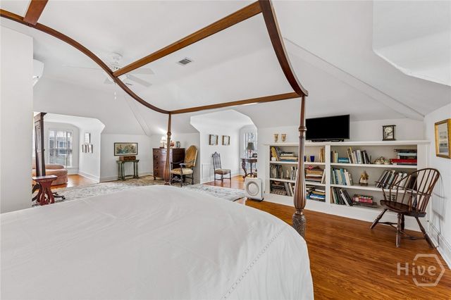 709 E 41st Street, Savannah, GA 31401