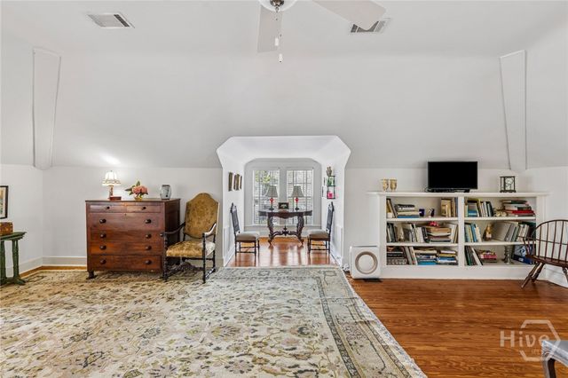 709 E 41st Street, Savannah, GA 31401