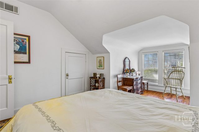 709 E 41st Street, Savannah, GA 31401