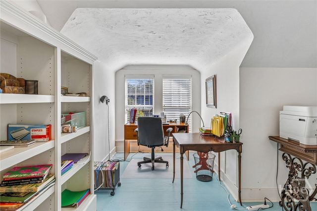 709 E 41st Street, Savannah, GA 31401