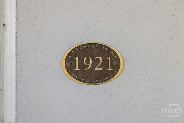 709 E 41st Street, Savannah, GA 31401