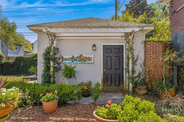 709 E 41st Street, Savannah, GA 31401