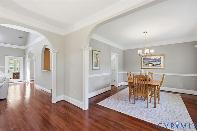 409 Regina Ln, Richmond, VA 23238
