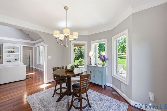 409 Regina Ln, Richmond, VA 23238