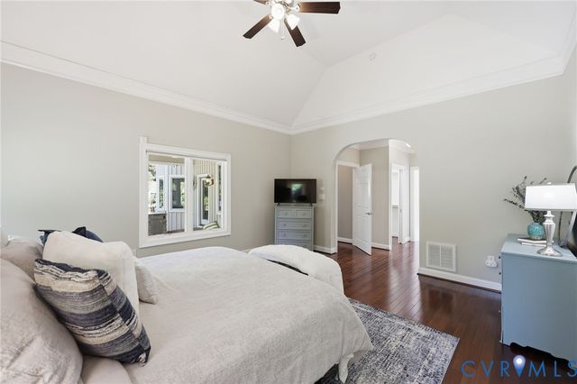 409 Regina Ln, Richmond, VA 23238