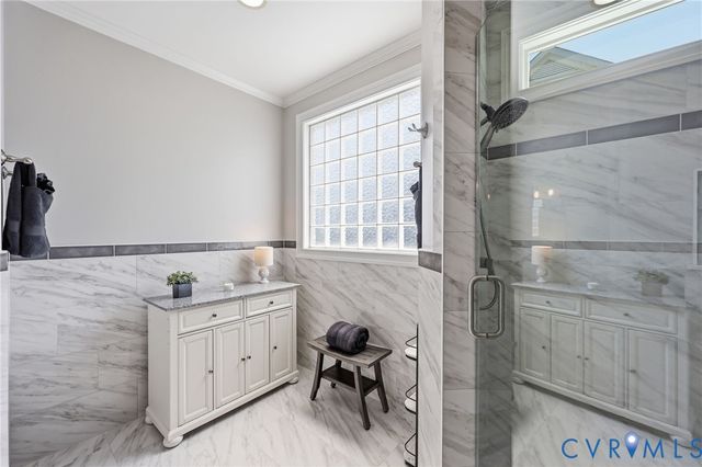 409 Regina Ln, Richmond, VA 23238