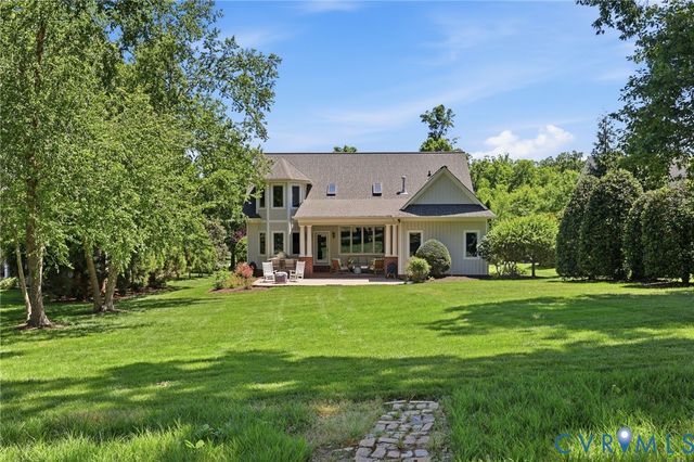409 Regina Ln, Richmond, VA 23238