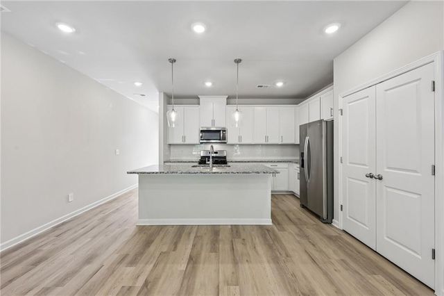 7842 Marie Way, Fairburn, GA 30213