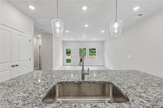7842 Marie Way, Fairburn, GA 30213