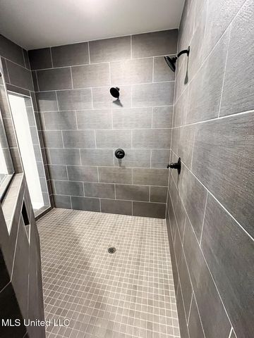 11210 Vicki'S Lane, Olive Branch, MS 38654